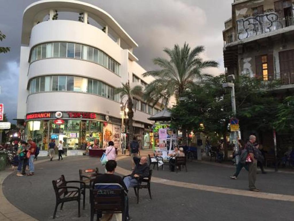 Charming 2Bd Apt W/ Balcony By Sea N' Rent Tel Aviv Eksteriør bilde